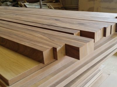 Брус МДФ 2750 х 60 х 50 мм шпон орех американский.